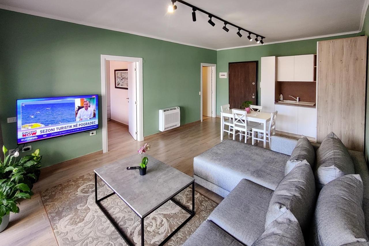 Flower Apartment 地拉那 外观 照片